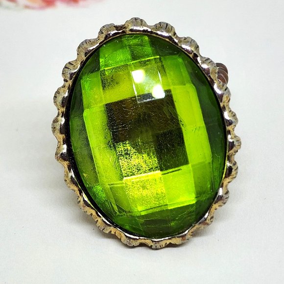 Vintage Green Faceted Gold Setting Chunky Statement Stretch Ring Sz 7+ - Picture 5 of 7